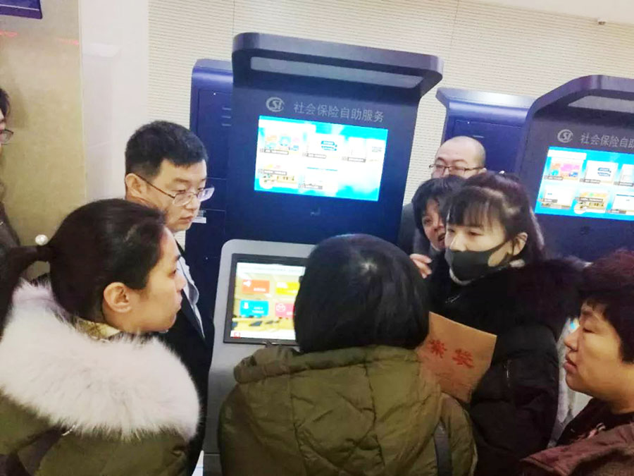 社?？ㄗx卡器模組在哈爾濱社會(huì)保障自助一體機(jī)安裝使用